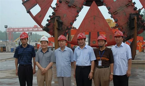 2008年，主导建成南京长江隧道盾构