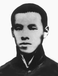 侯绍裘头像_副本.jpg