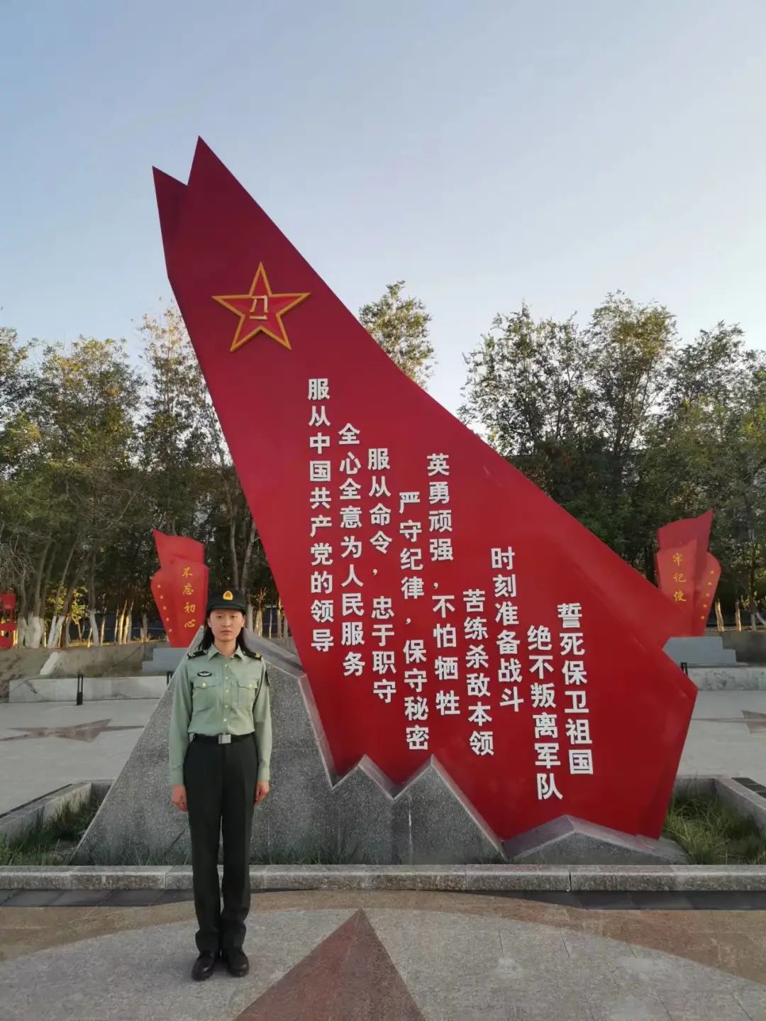 汤寒钰.jpg