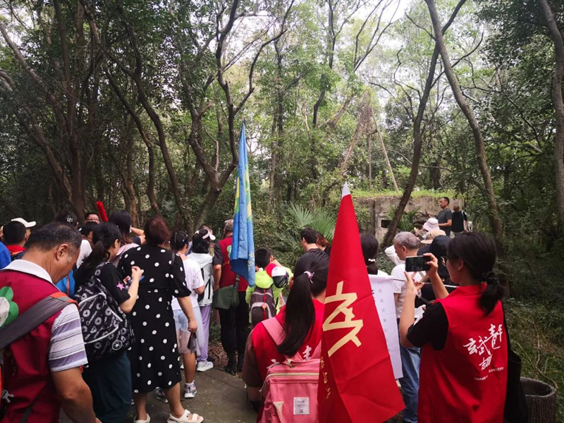 06181903j1aq_副本.jpg