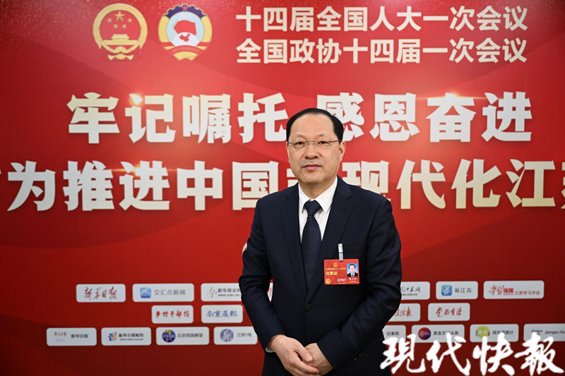 221310590mc1_副本.jpg