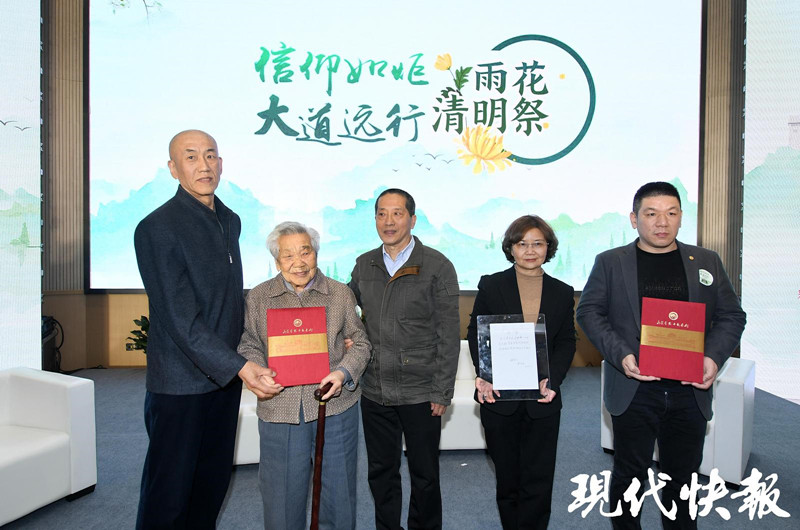 04153814kgea_副本.jpg