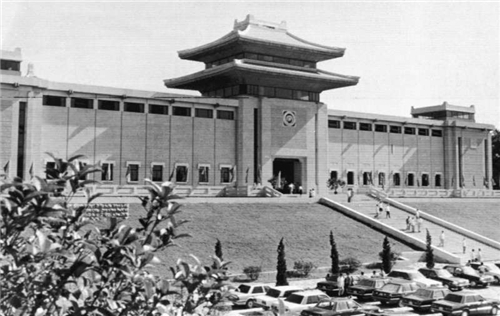 1988年7月1日，南京雨花台烈士纪念馆落成开放