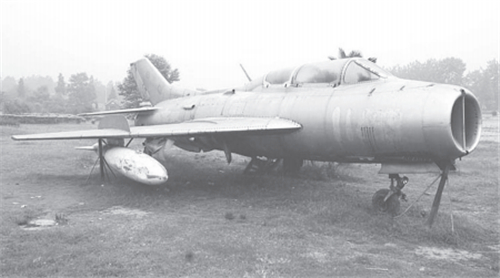 米格-15歼击机，李汉击毁敌机时所驾驶的机型
